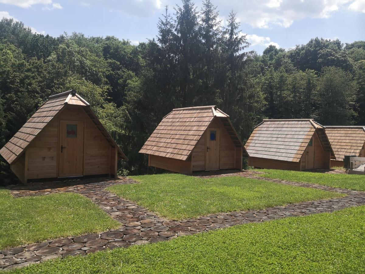 Glamping Naselje Zeleni Turizem Hotel Makole Luaran gambar